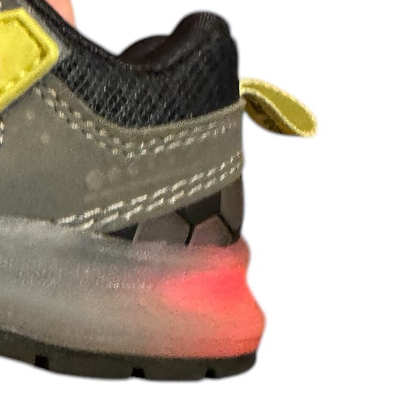 Carter’s Toddler Light Up Velcro Sneakers - Picture 9 of 10
